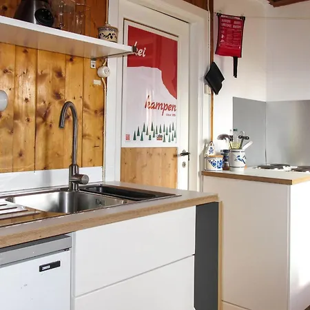 Skeisvegen By Interhome בקתה *