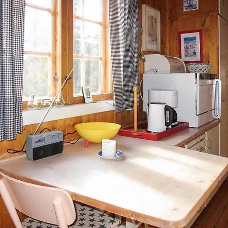 Skeisvegen By Interhome * Svingvoll